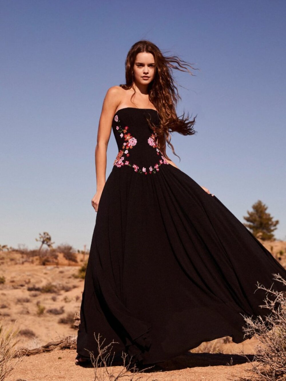 NWT Helsi Caroline Floral Appliqué Strapless Corset Gown